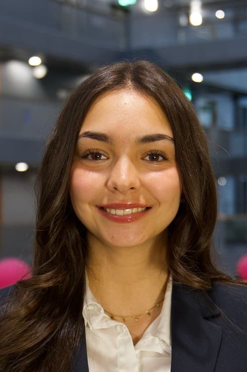 Nathalia Souza van Nimwegen, Vicevoorzitter Intern