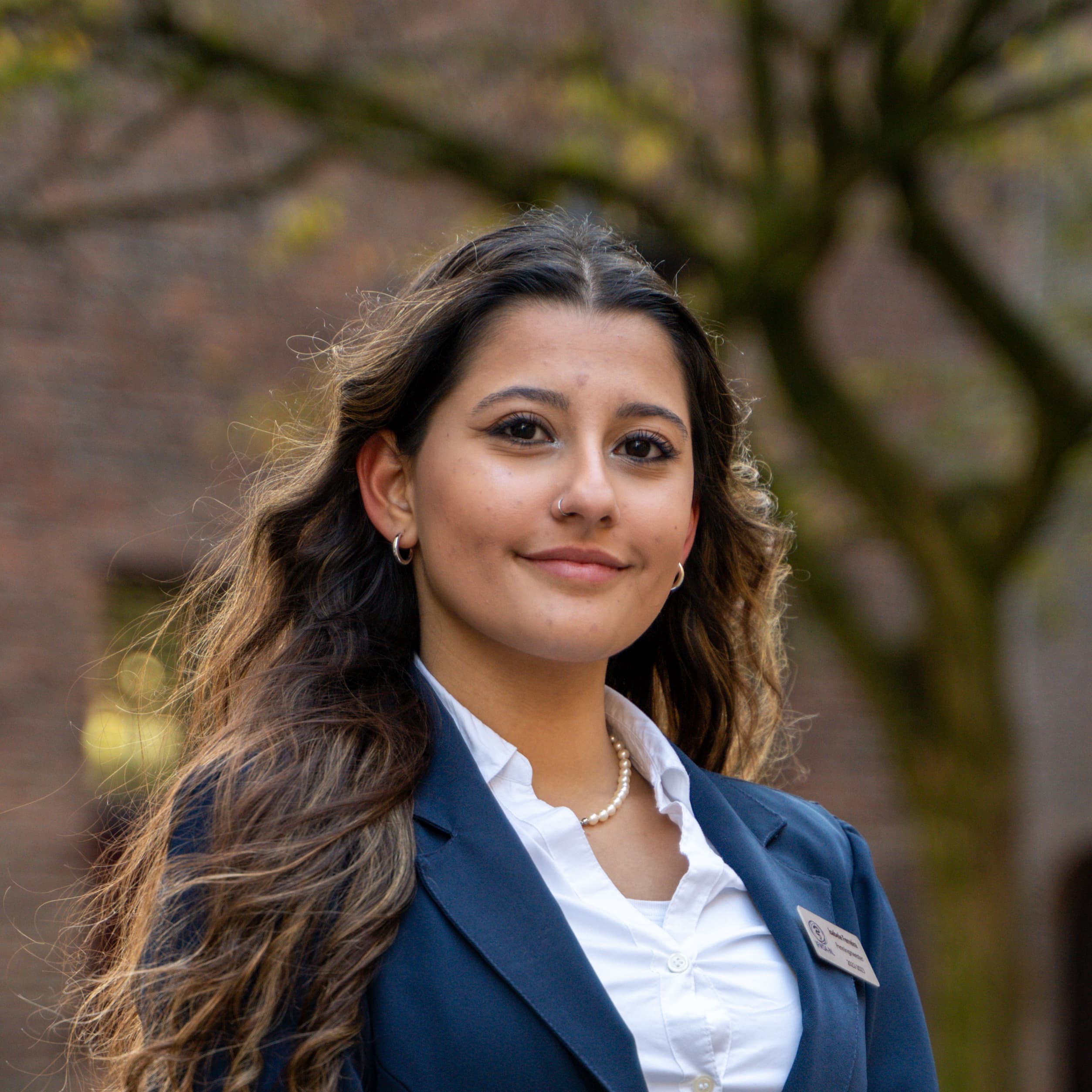 Isabele Ferreira, Treasurer