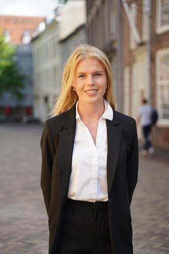 Emma Wesselink, Treasurer